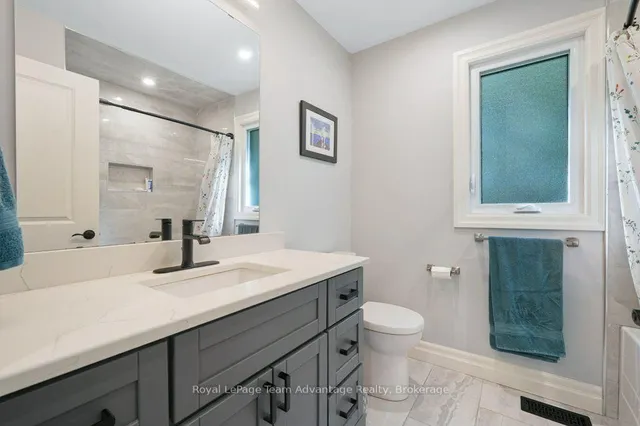 120 William St, Parry Sound 4
