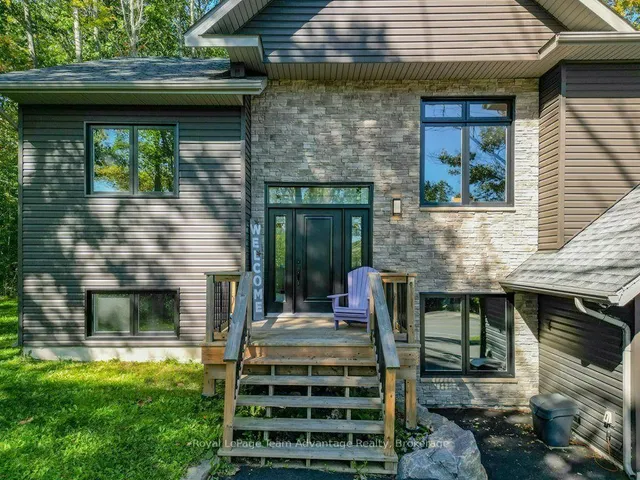 120 William St, Parry Sound 2