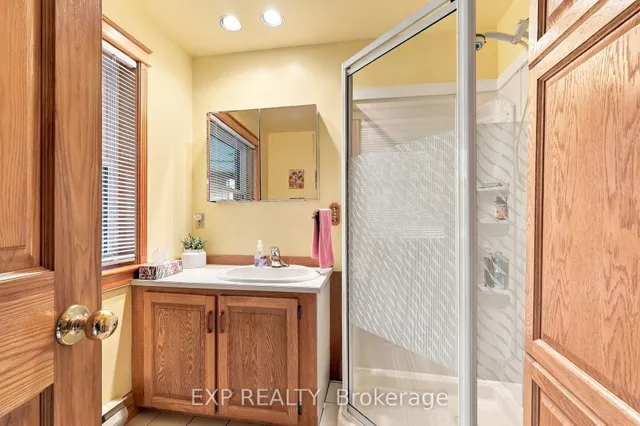 728 Ashby Rd, Lanark 5