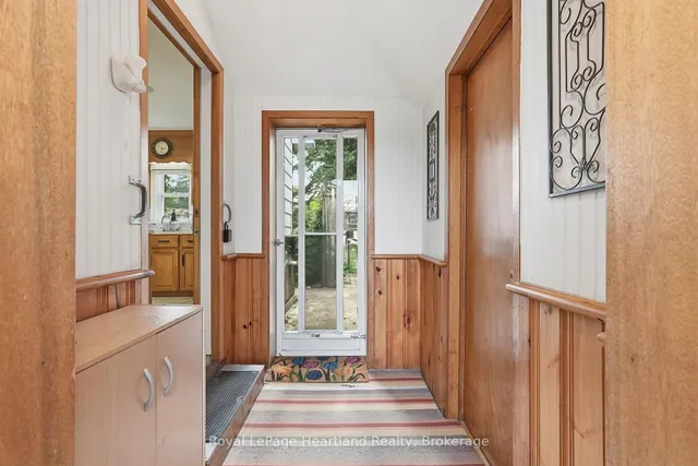 156 Queen St, Minto 5