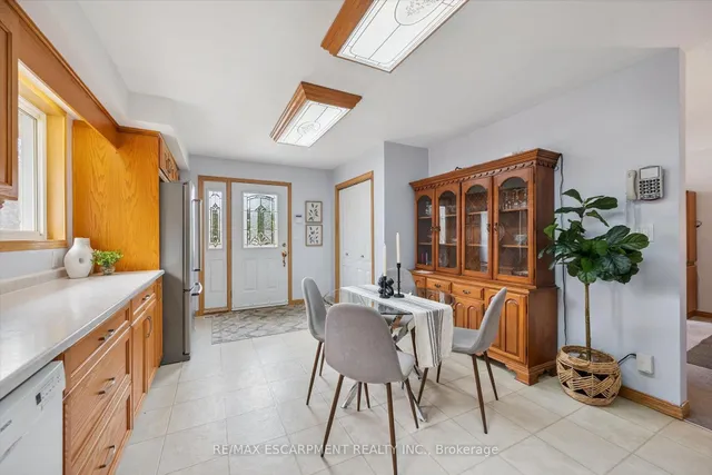 136 Woodlawn Ave, Brantford 5