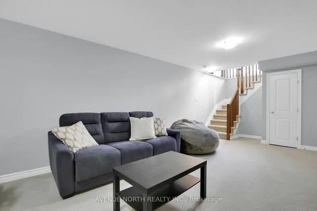 303 Wood Acres Grve, Ottawa 3