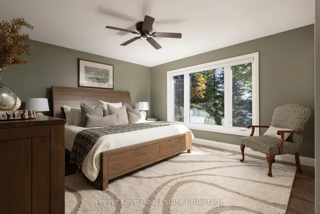 1054 Inawendawin Rd, Lake of Bays 5