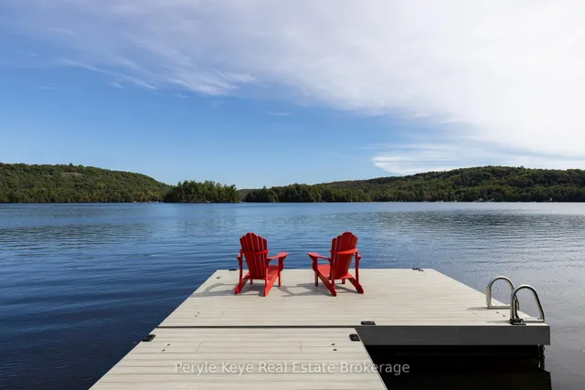 1054 Inawendawin Rd, Lake of Bays 2
