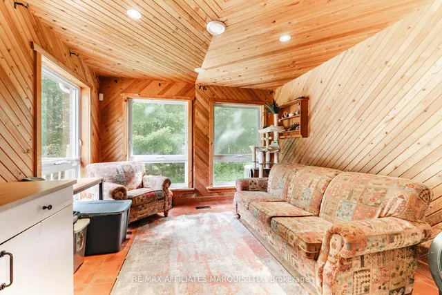 3993 Chapel Rd, South Glengarry 5