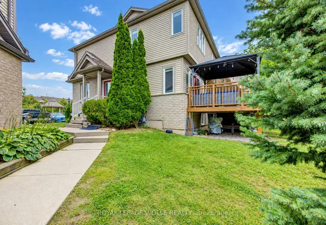 10 Foxglove Cres #40, Kitchener 2
