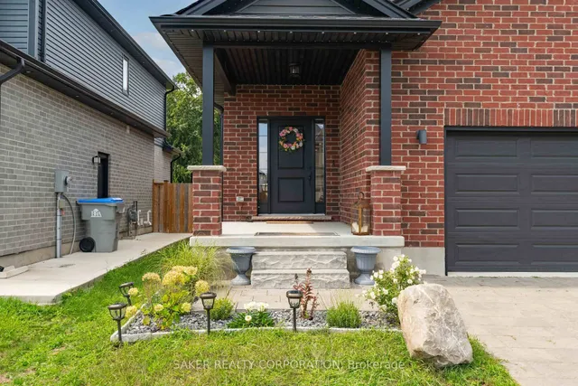 7 Armstrong St, Strathroy-Caradoc 2