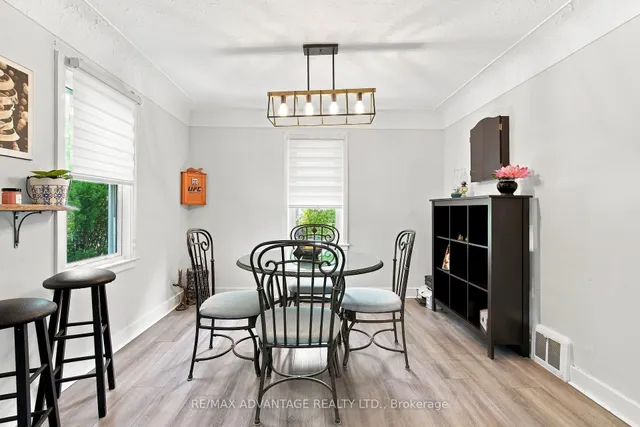 77 First Ave, St. Thomas 5