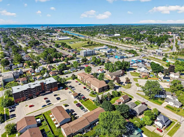 72 Main St #327, Port Colborne 4