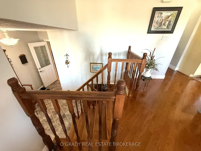 1442 Windsor Dr, Brockville 5