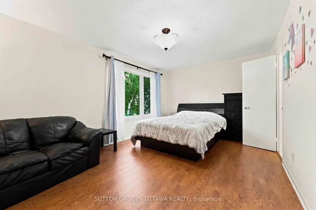 66 FIELDGATE Dr, Ottawa 5