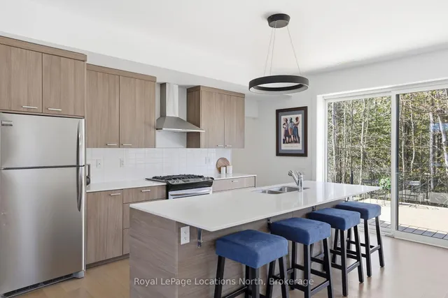 66 Gordon Cres, Meaford 4