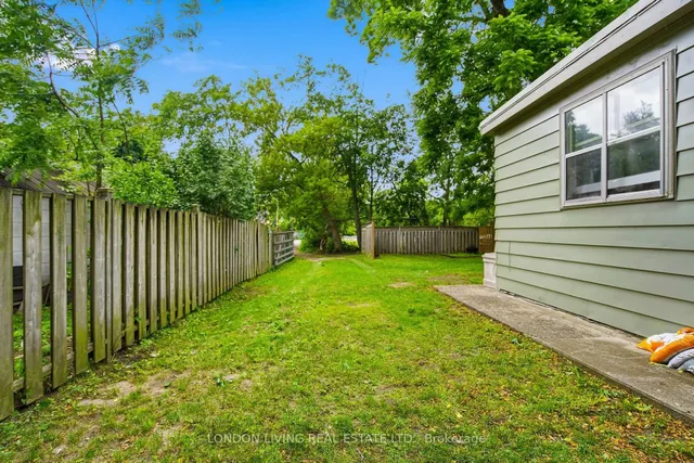 485 English St, London East 3