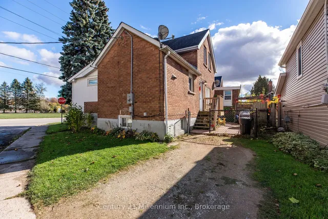 1282 1st Ave, Owen Sound 2