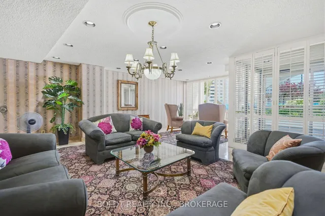 15 Towering Heights Blvd #1206, St. Catharines 4