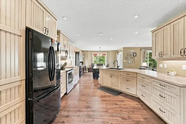 1304 County Road 64, Quinte West 4