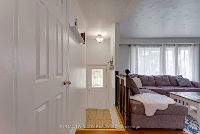 49 Carnaby Cres, Kitchener 5