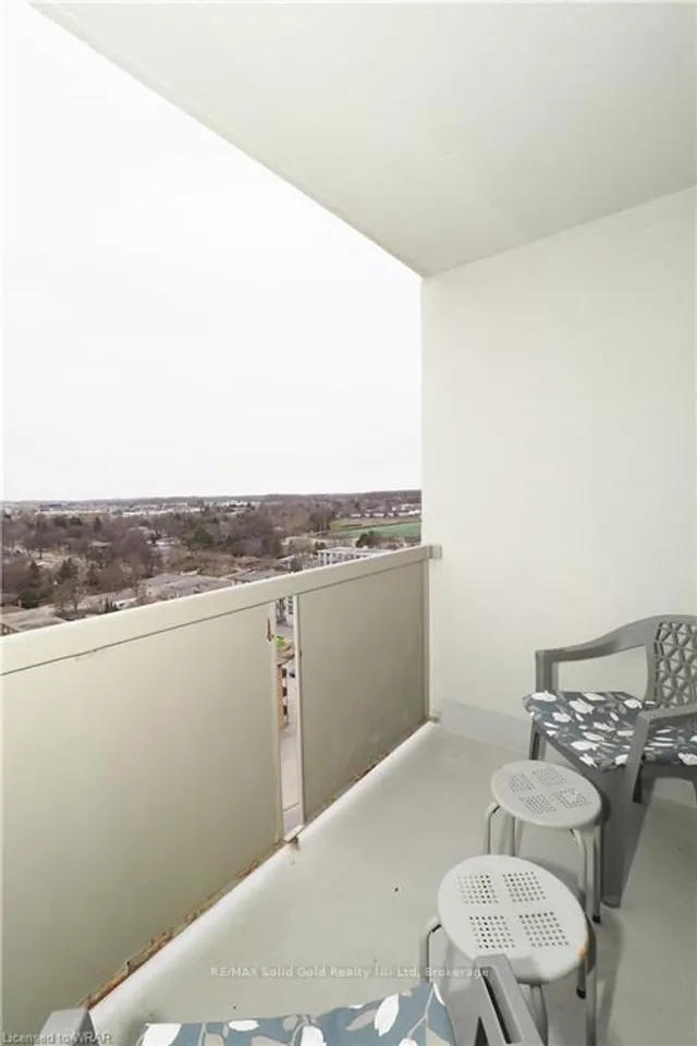375 King St #1105, Waterloo 5