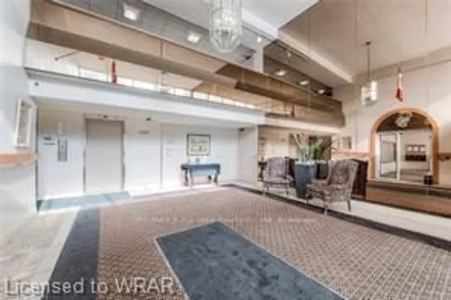 375 King St #1105, Waterloo 3