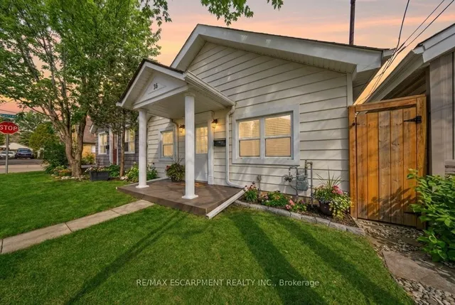36 Queensdale Ave, Hamilton 3