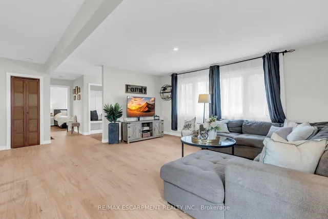 21 Kidd Ave, Quinte West 2