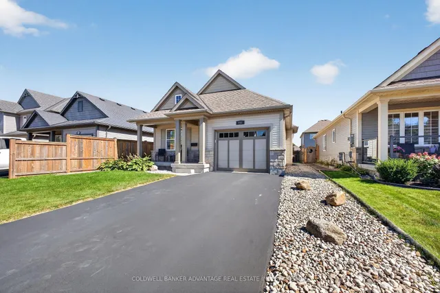 211 CLASSIC Ave, Welland 5