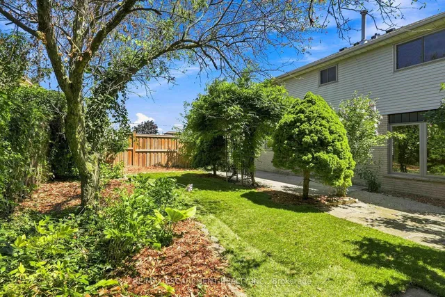121 First Rd, Hamilton 4