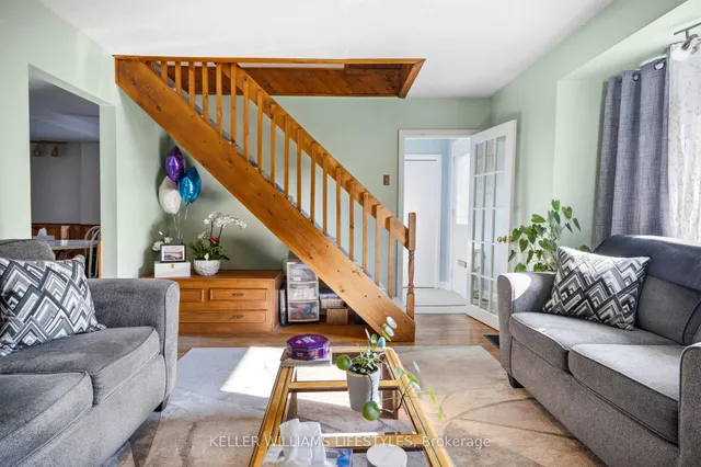 43 Stevenson Ave, London East 5