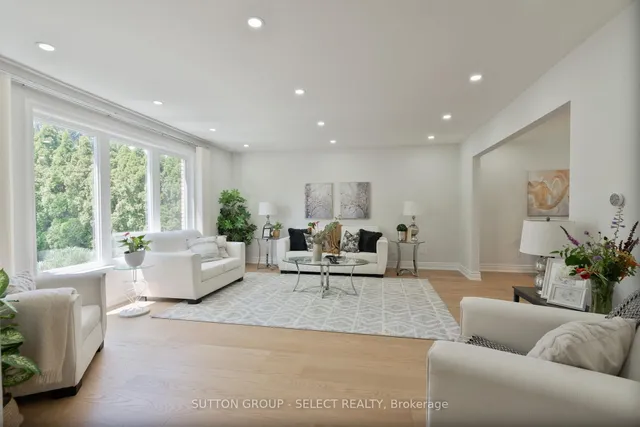9 ULLSWATER Cres, London North 5