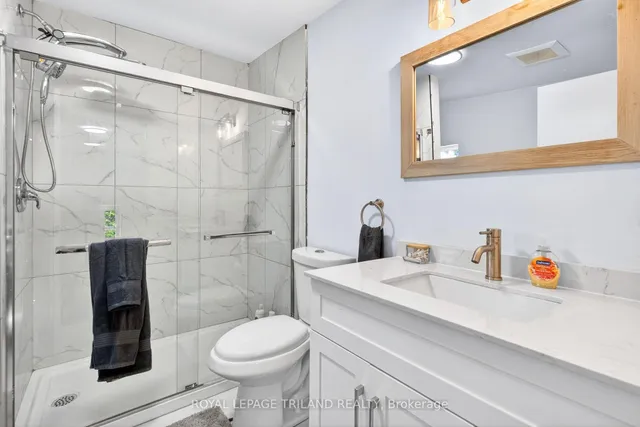 1223 Sunningdale Rd, London North 5