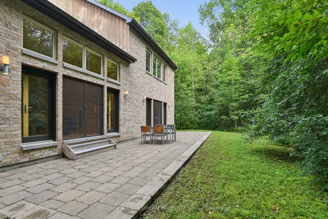 24 Marchvale Dr, Ottawa 2