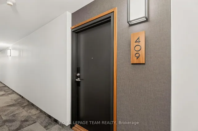 40 Landry St #409, Ottawa 2