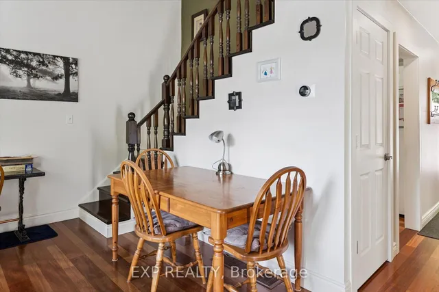 195 Maple St, Bracebridge 4