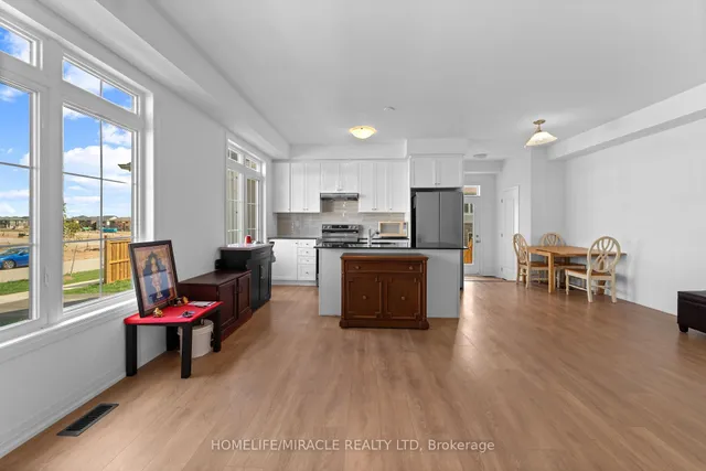 95 Gear Ave, Erin 4
