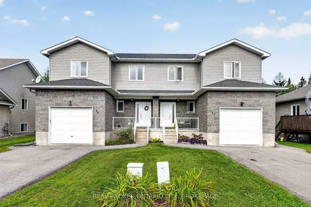 55 Abagail Cres, South Stormont 4