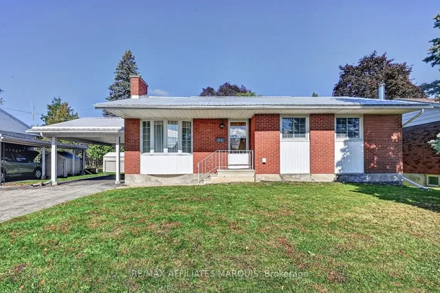 56 MARSHA Dr, Smiths Falls 5