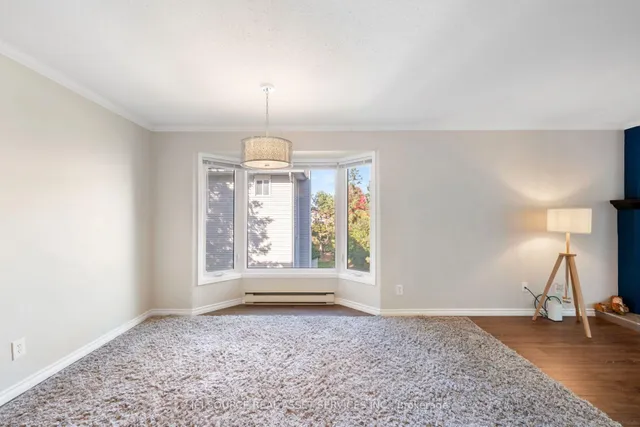 6754B Jeanne-d'Arc Blvd, Ottawa 5