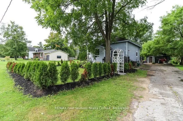 96 Lorne St, Meaford 2