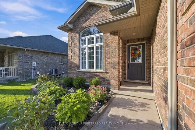 20 Turnberry Dr, Thames Centre 4