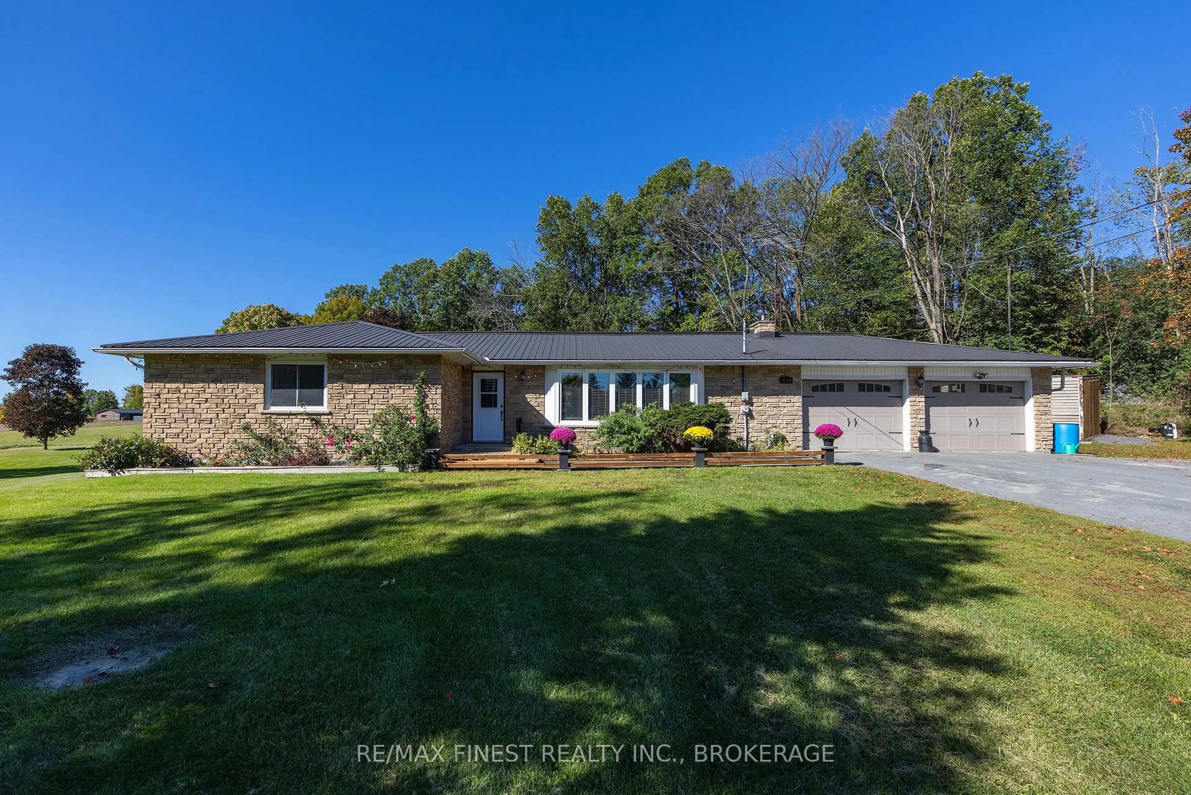 trreb/IMG-X13827666_3e8a1e10-5af0-4deb-819b-4b1607d48163-l.jpg