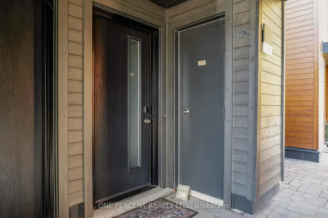 110 Fairway Crt #210, Blue Mountains 2