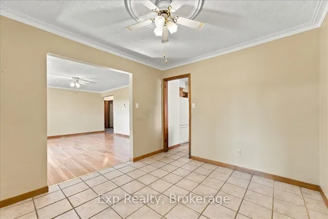 863 Wedgewood Crt, Peterborough