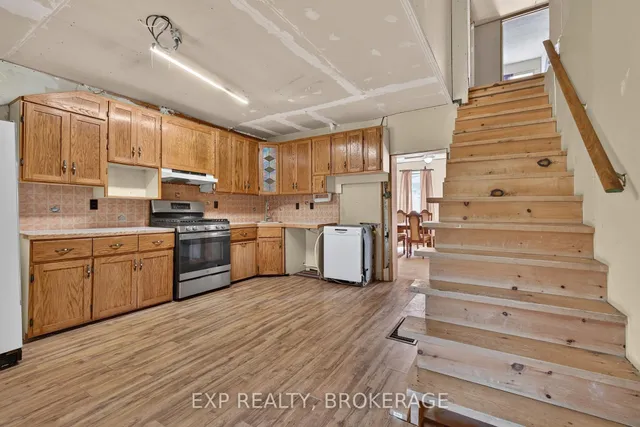 1654 COUNTY 10 Rd, Prince Edward County 4
