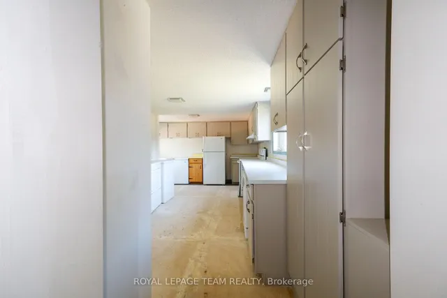 201 Clothier West St, North Grenville 2