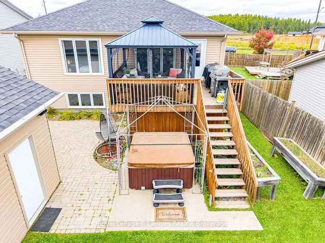 696 Weiler Blvd, Thunder Bay 3