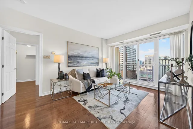 200 Rideau St #1405, Ottawa 3