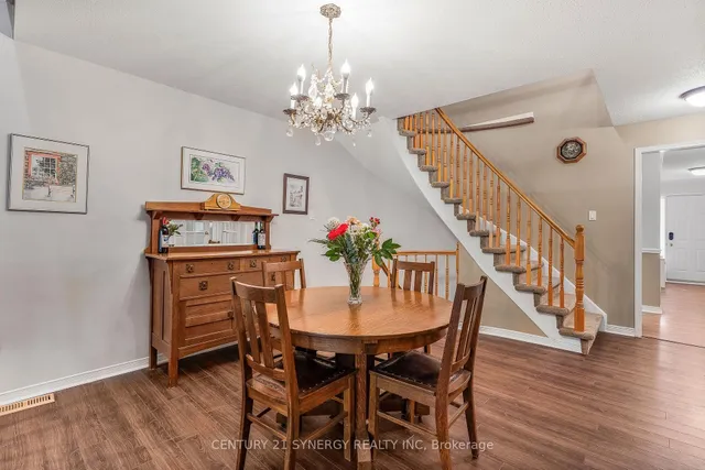 32 Innesbrook Crt #16, Ottawa 5