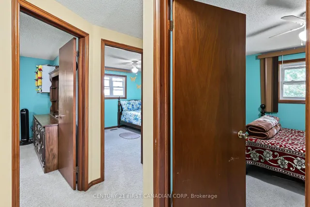 48 Corinth Crt, London East 3