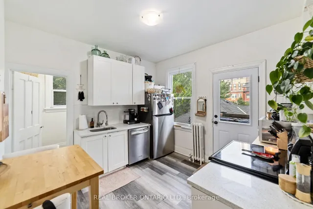 188-190 Caroline St, Hamilton 4
