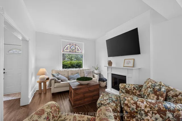 25 Locust St, St. Thomas 3